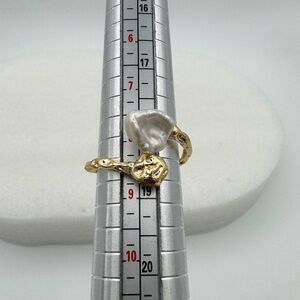 Gold and White Real Fresh Water Pearl Ring